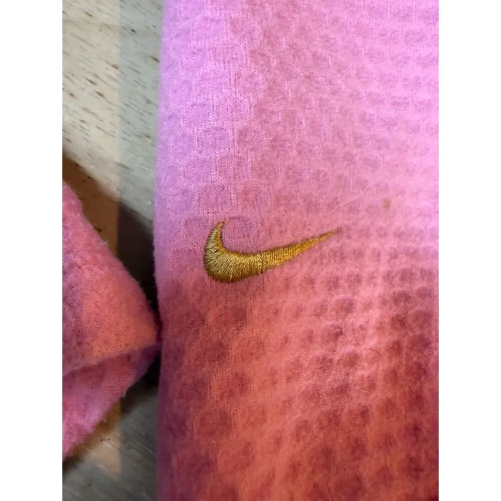 Nike women pullover